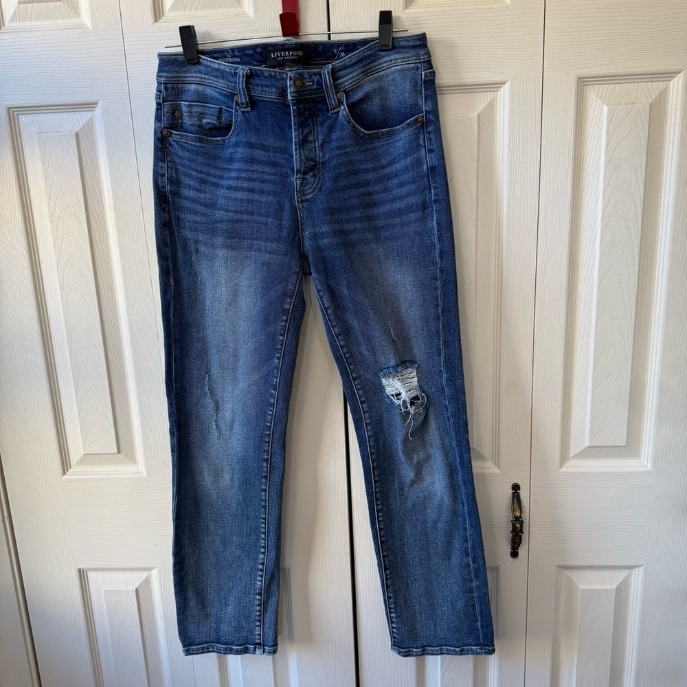 Liverpool The Boyfriend Button Fly Distressed Jeans Size Womens 6/28